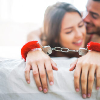 Sexy,Couple,Playing,Love,Domination,Games,In,The,Bed,-