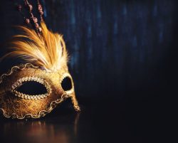 Golden,Venetian,Ball,Mask,Over,Dark,Background,With,Copyspace.,Masquerade